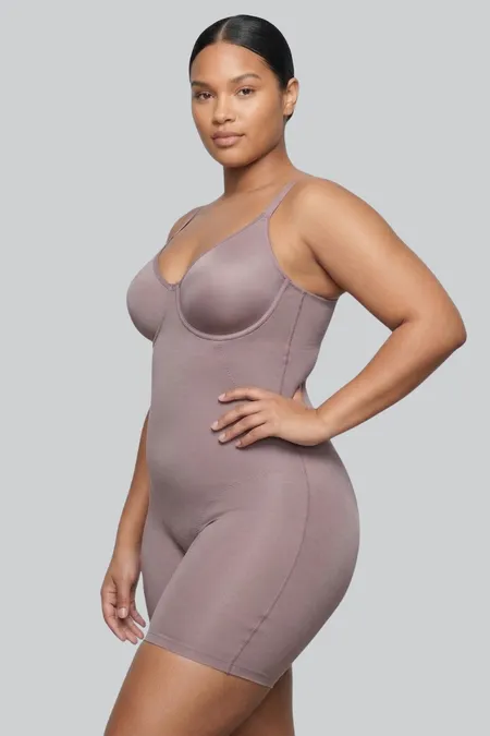 MODELADOR DIANNA - 7796 (GG, XGG)