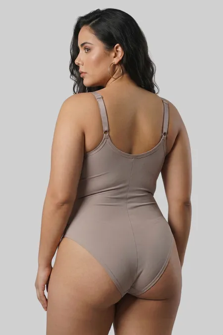 MODELADOR-7745-LUCIANA- (GG, XGG)